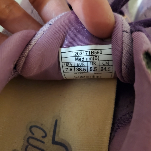 Brooks Purple Glycerin 18 Running Shoes Size 7.5 - Picture 5 of 5